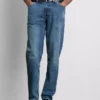 Jeans mit mittlerer Leibhöhe und schmaler Passform