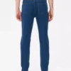 Jeans mit mittlerer Leibhöhe und schmaler Passform