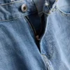 Jeans mit mittlerer Leibhöhe und schmaler Passform