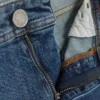 Jeans mit mittlerer Leibhöhe und schmaler Passform