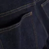 Jeans mit mittlerer Leibhöhe und schmaler Passform