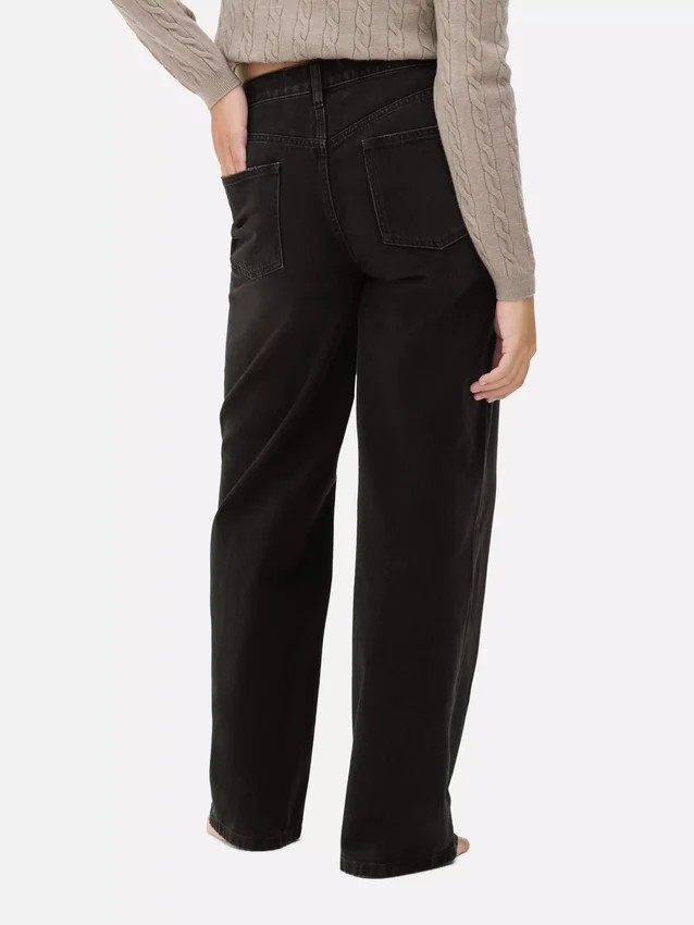 Jeans mit mittlerer Leibhöhe und weitem Bein