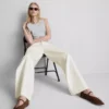 Jeans mit weitem Bein und Taschen vorne