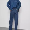 Jeans mit weitem Bein und Taschen vorne