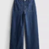 Jeans mit weitem Bein und Taschen vorne