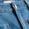 Jeans mit weitem Bein und Taschen vorne