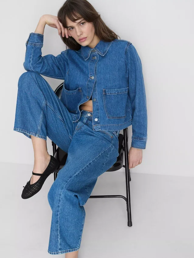 Jeansjacke aus Baumwolle mit aufgesetzten Taschen