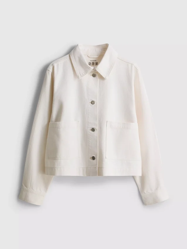 Jeansjacke aus Baumwolle mit aufgesetzten Taschen