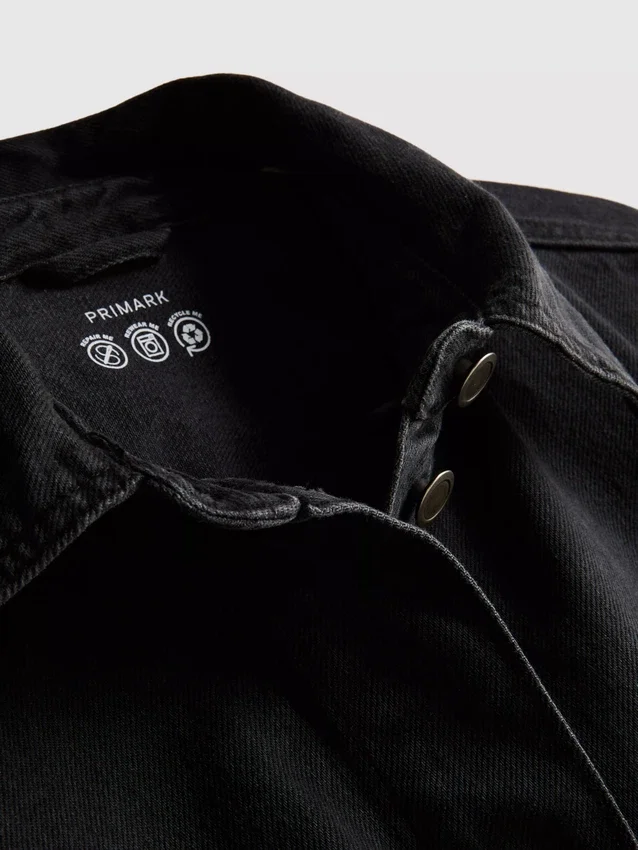 Jeansjacke aus Baumwolle mit aufgesetzten Taschen