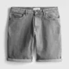 Jeansshorts in gerader Passform