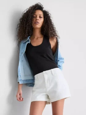 Jeansshorts mit mittlerem Bund und Umschlag