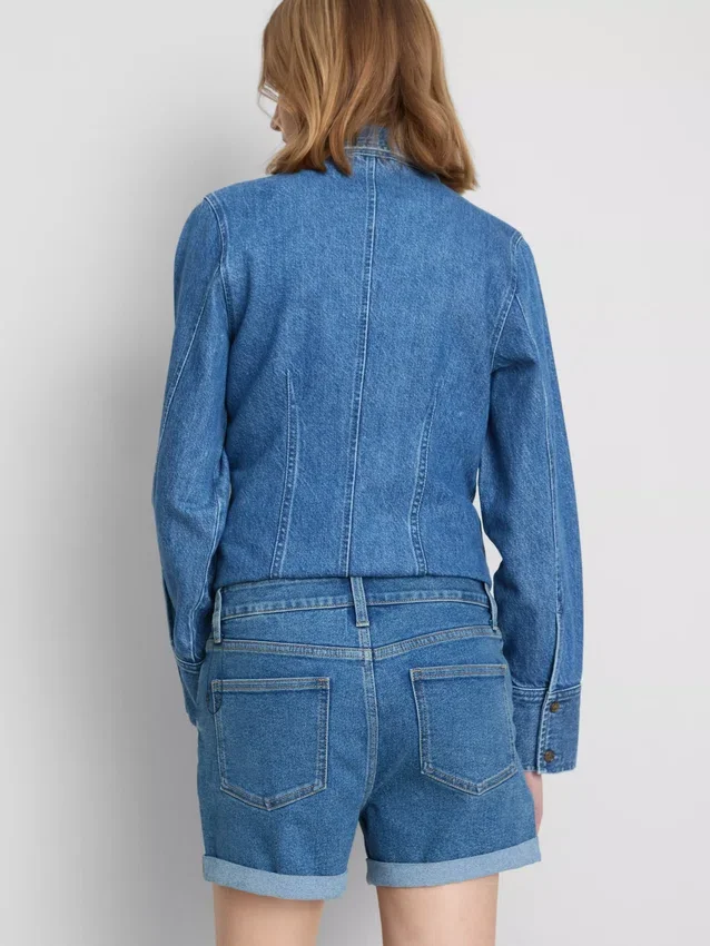 Jeansshorts mit mittlerem Bund und Umschlag