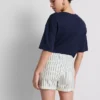 Jeansshorts mit mittlerem Bund und Umschlag