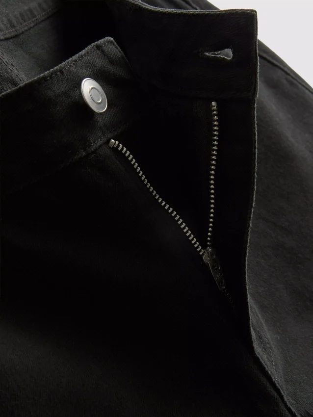 Jeansshorts mit mittlerem Bund und Umschlag