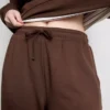 Jogginghose mit weitem Bein