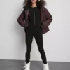 Jumpsuit aus Samtplüsch