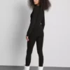 Jumpsuit aus Samtplüsch