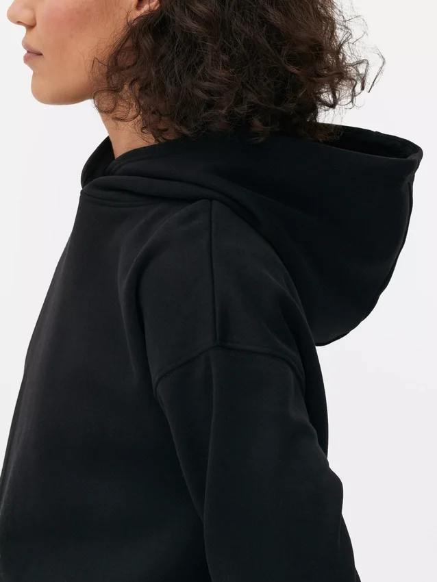 Klassischer Pullover-Hoodie