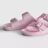 Klobige Sandalen mit doppeltem Schnallenriemen