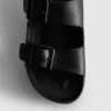 Klobige Sandalen mit doppeltem Schnallenriemen
