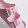 Klobige Sandalen mit doppeltem Schnallenriemen