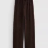 Knautschige Hose mit geradem Bein und Kordelzug