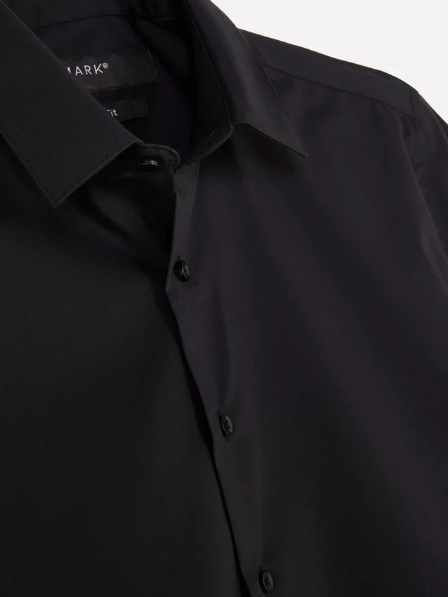 Kurzarmhemd in schmaler Passform