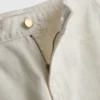 Kurze Denim-Jeans mit weitem Bein