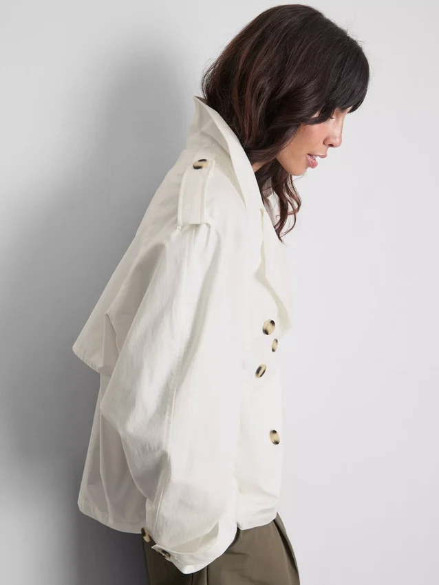 Kurze Sommer-Regenjacke