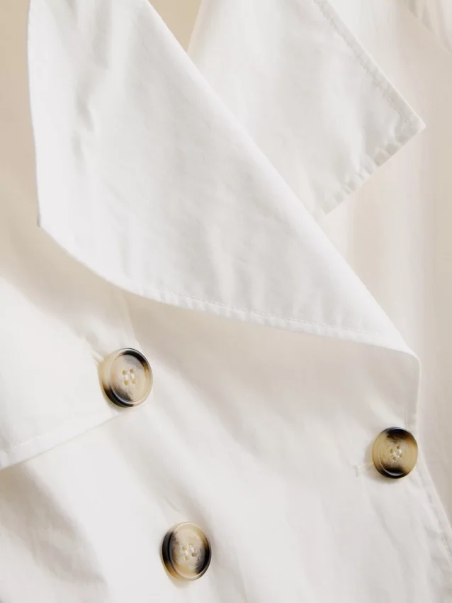 Kurze Sommer-Regenjacke