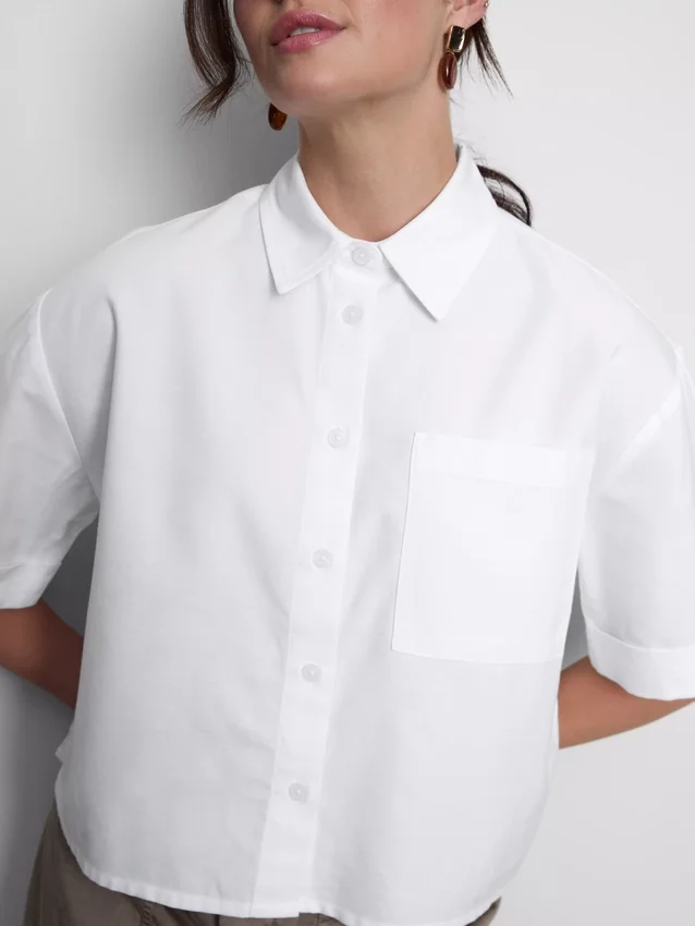 Kurzes, kastenförmiges Oxford-Shirt mit kurzen Ärmeln