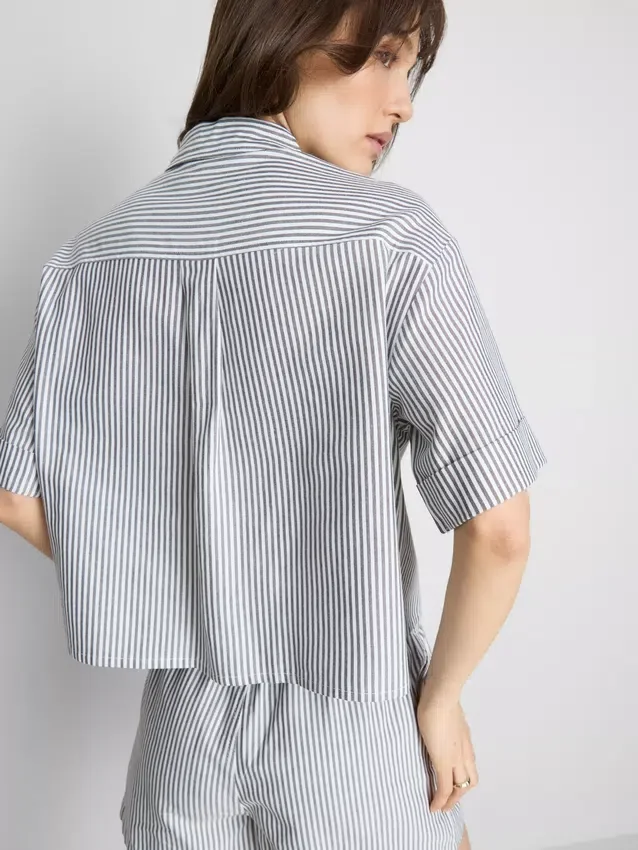 Kurzes, kastenförmiges Oxford-Shirt mit kurzen Ärmeln
