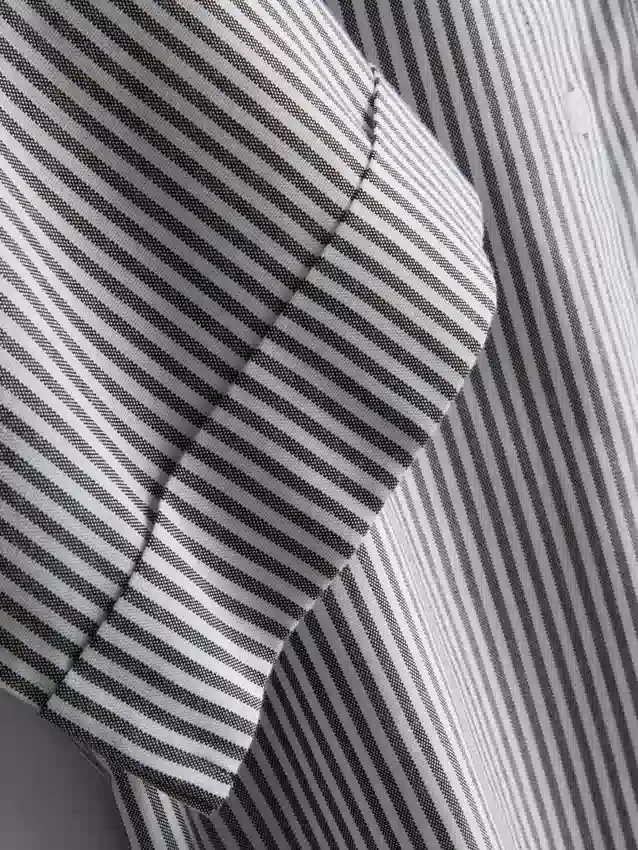 Kurzes, kastenförmiges Oxford-Shirt mit kurzen Ärmeln