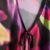 Kurzes Mesh-Top mit Bindedetail