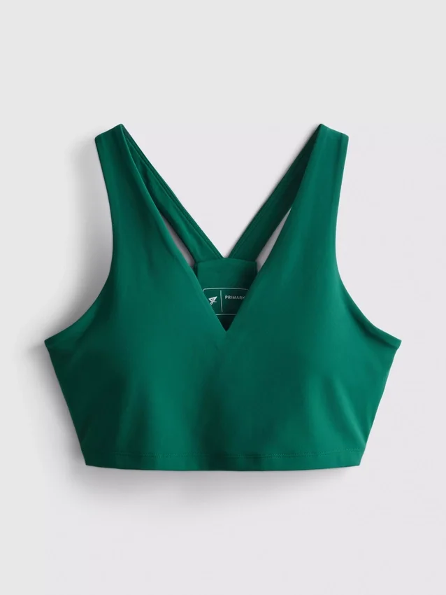 Kurzes Sport-Top mit V-Ausschnitt