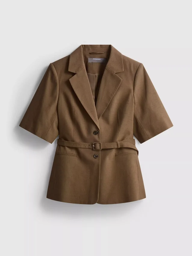 Kurzärmeliger Blazer mit Gürteldetail