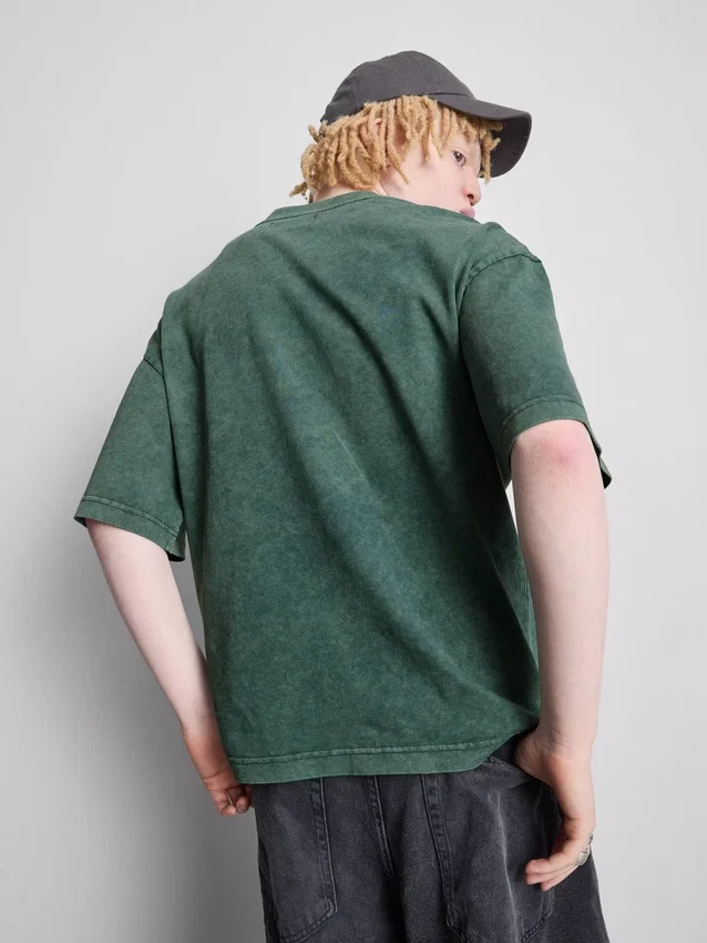 Kurzärmeliges, gewaschenes T-Shirt