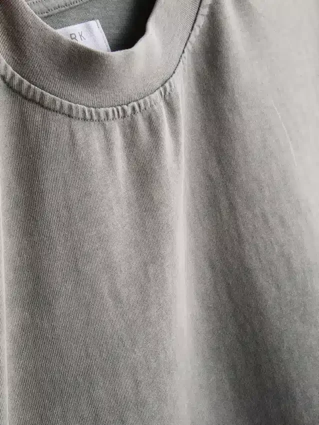 Kurzärmeliges, gewaschenes T-Shirt