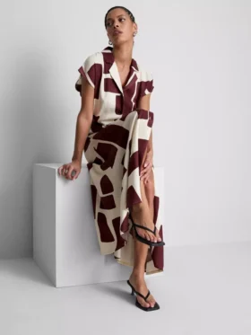 Kurzärmeliges Midi-Shirtkleid