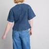 Kurzärmeliges Oberteil aus Baumwoll-Denim mit tailliertem Schnitt für Shorts
