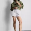 Lauffrack aus Baumwoll-Denim-Shorts