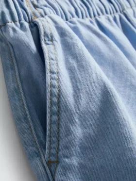 Lauffrack aus Baumwoll-Denim-Shorts