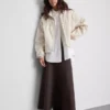 Leichte, geraffte Jacke