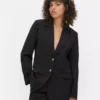 Lila Blazer mit einreihigem Knopfverschluss