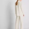 Lila Blazer mit einreihigem Knopfverschluss