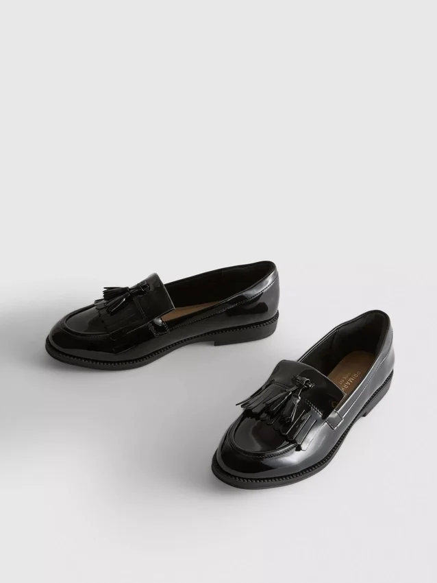 Loafer in weiter Passform aus Lackleder