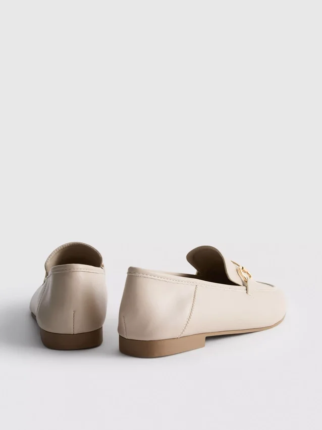 Loafer mit Snaffle-Detail