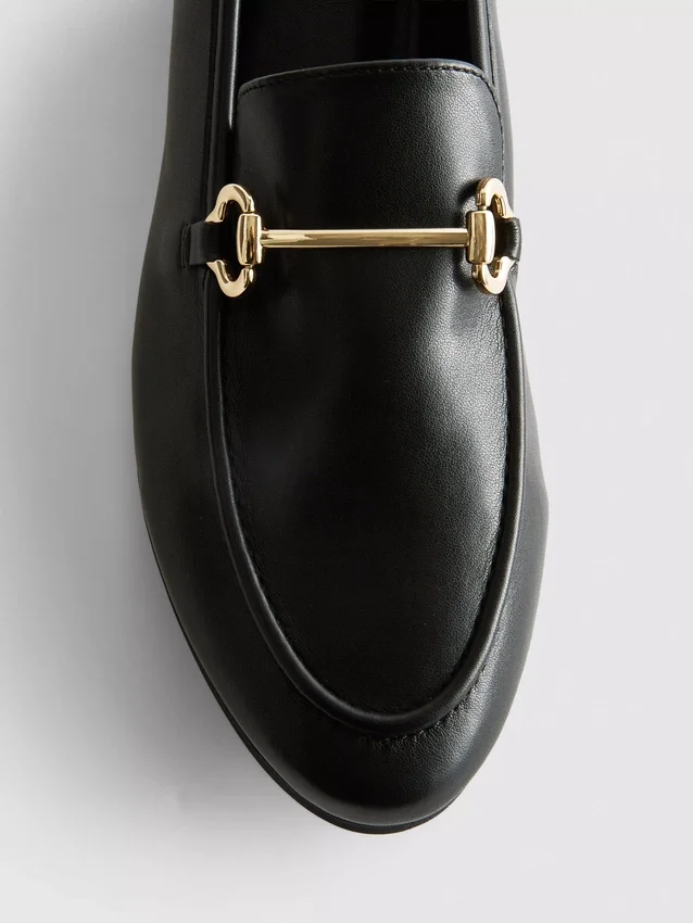 Loafer mit Snaffle-Detail