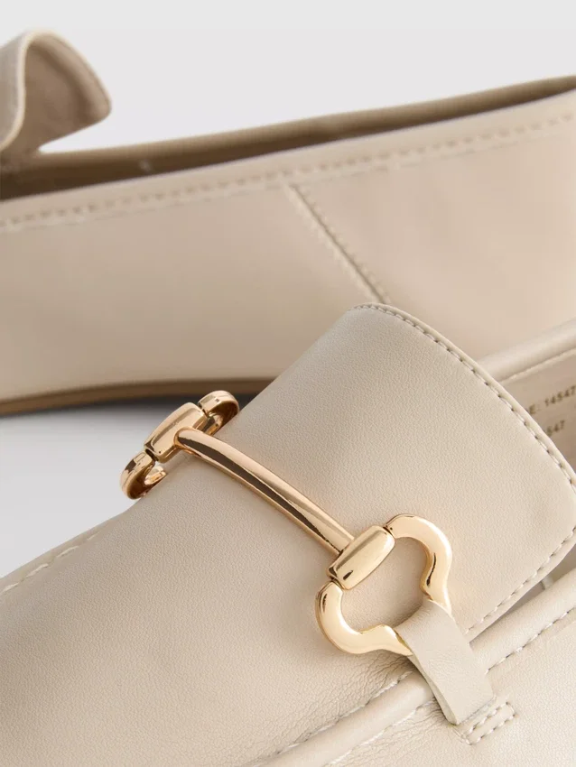 Loafer mit Snaffle-Detail