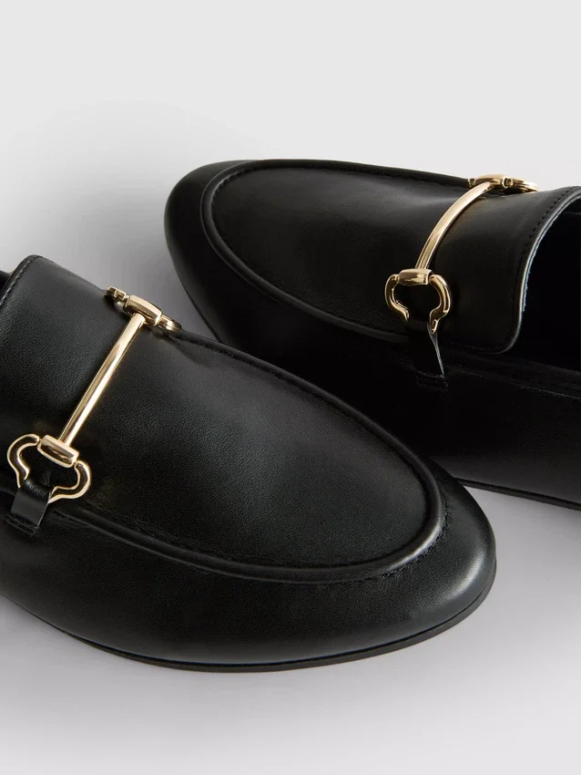 Loafer mit Snaffle-Detail